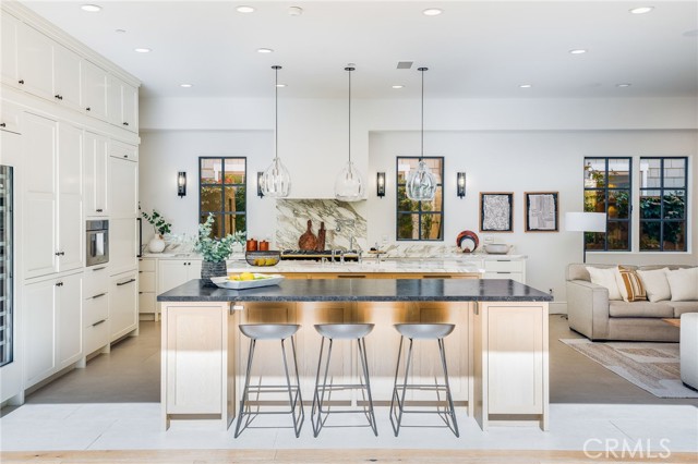 Detail Gallery Image 14 of 45 For 526 Riverside Ave, Newport Beach,  CA 92663 - 5 Beds | 6/1 Baths