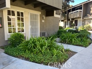 185 Streamwood, Irvine CA: https://media.crmls.org/medias/ca0befa9-de23-472e-a00b-382f31649c33.jpg