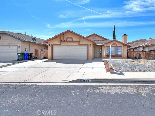 Detail Gallery Image 3 of 56 For 13571 Copperstone Dr, Victorville,  CA 92392 - 3 Beds | 2 Baths