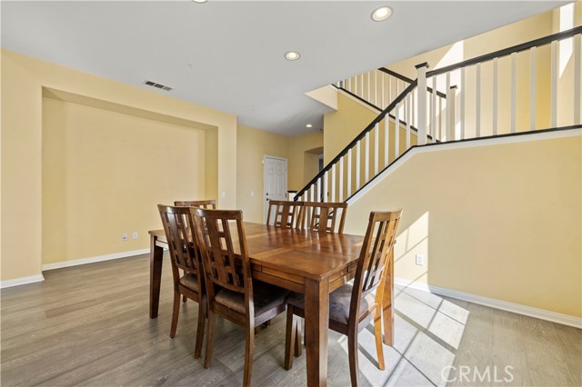 Detail Gallery Image 12 of 68 For 31205 Cherry Dr, Castaic,  CA 91384 - 5 Beds | 3 Baths