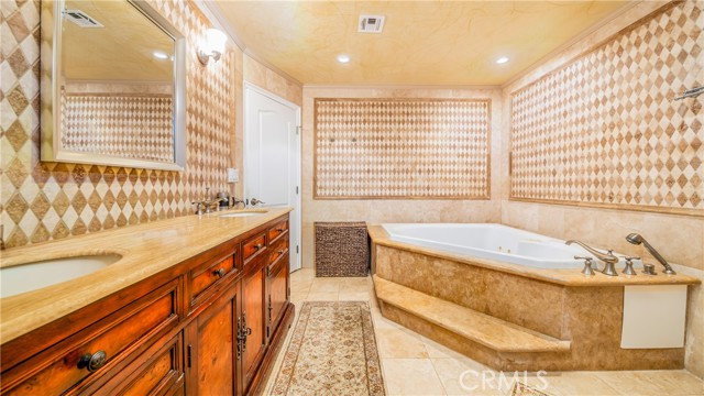 Detail Gallery Image 15 of 30 For 6772 Randiwood, West Hills,  CA 91307 - 3 Beds | 3 Baths