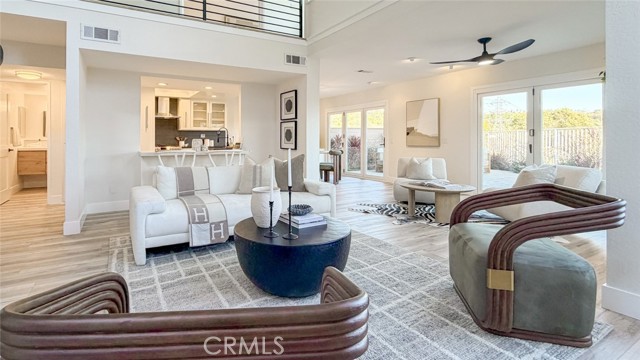 Detail Gallery Image 4 of 69 For 51 La Costa Ct, Laguna Beach,  CA 92651 - 3 Beds | 2/1 Baths