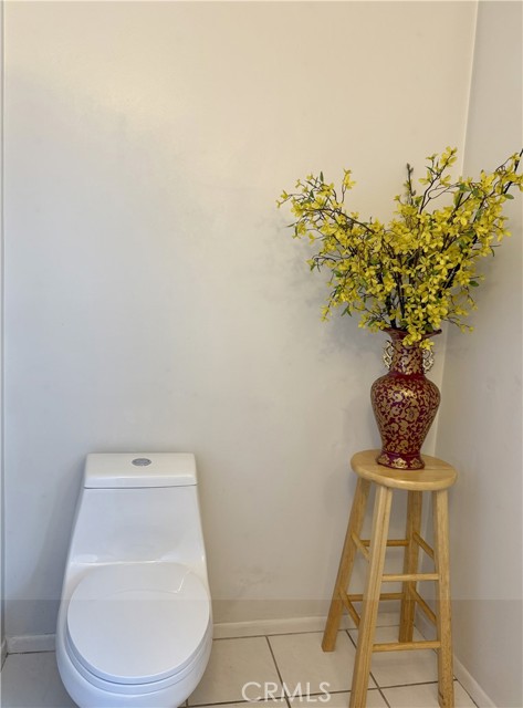 5216 Lindley Avenue, Encino CA: https://media.crmls.org/medias/ca0f4802-53d6-417f-881f-fe9611d9848d.jpg