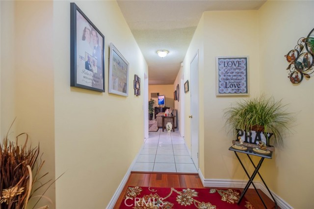 11750 Glencrest Drive photo 5