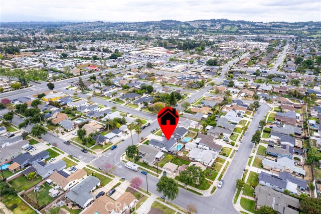 511 Mariposa Street, La Habra CA: https://media.crmls.org/medias/ca1091c7-a7ac-4ba7-ac9a-5e9f91521610.jpg