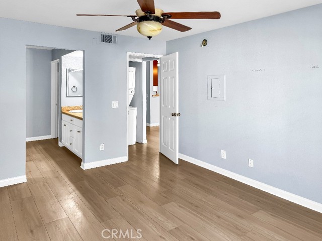 MLS #SR25265868 image #8