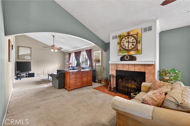 Detail Gallery Image 8 of 48 For 8398 La Senda, Alta Loma,  CA 91701 - 5 Beds | 4 Baths