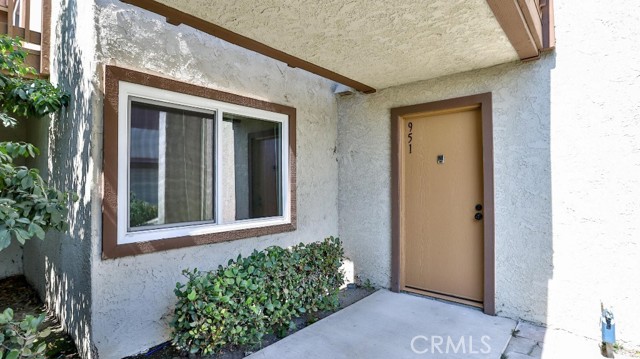 Detail Gallery Image 5 of 36 For 951 S Citron St #5,  Anaheim,  CA 92805 - 2 Beds | 2 Baths