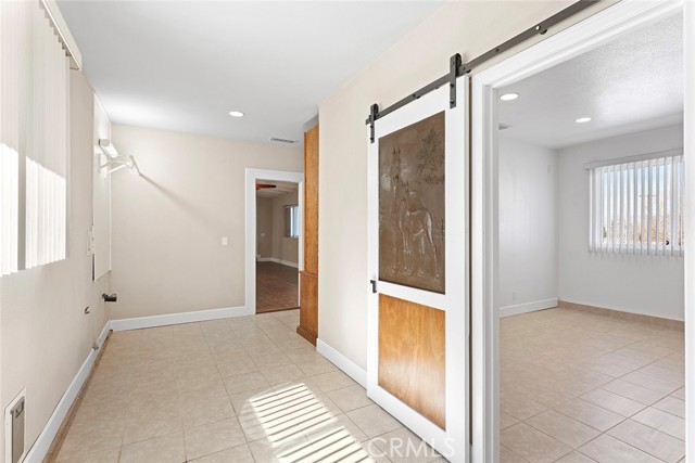 Image 18 of 75 For 31675 Contour