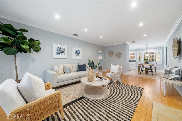 Front Image Thumbnail for CRNP26067677