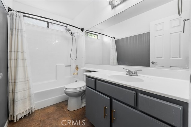 43101 Victorville Place, Lancaster CA: https://media.crmls.org/medias/ca13bd0d-0462-4c19-ba6b-e84e551d7fcc.jpg