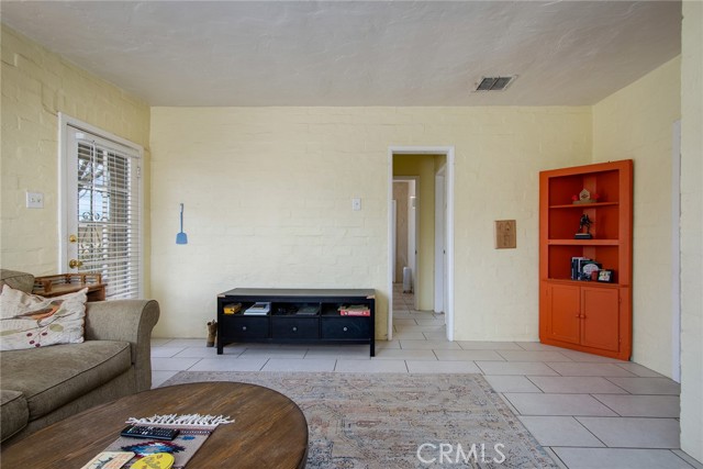 Detail Gallery Image 8 of 29 For 6155 Cahuilla Ave, Twentynine Palms,  CA 92277 - 2 Beds | 1 Baths