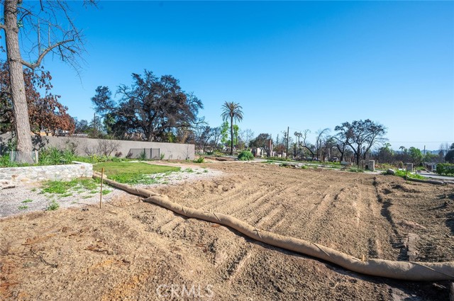 365 W Poppyfields Drive, Altadena CA: https://media.crmls.org/medias/ca14caca-39a0-477f-9a41-1f787e3a1941.jpg