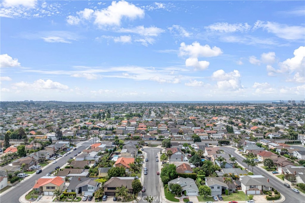 https://media.crmls.org/medias/ca156aa0-9045-49d6-a7c8-a7b23544da33.jpg?preset=X-Large