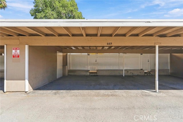 669 East Matchwood Place photo 32