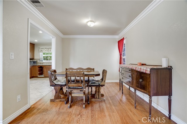Image 11 of 47 For 8084 Magnolia Avenue
