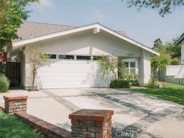 Detail Gallery Image 2 of 51 For 14781 Briarcliff Pl, Tustin,  CA 92780 - 3 Beds | 2/1 Baths