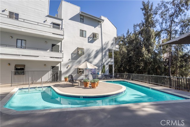 Detail Gallery Image 23 of 46 For 13331 Moorpark St #319,  Sherman Oaks,  CA 91423 - 2 Beds | 2 Baths