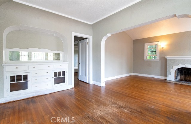 Detail Gallery Image 7 of 31 For 1104 W 89th St, Los Angeles,  CA 90044 - 4 Beds | 2 Baths