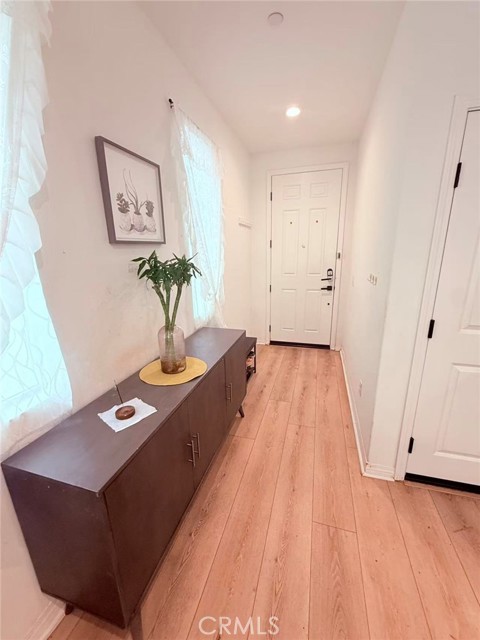 Detail Gallery Image 8 of 11 For 7599 Botany, Chino,  CA 91708 - 4 Beds | 3 Baths