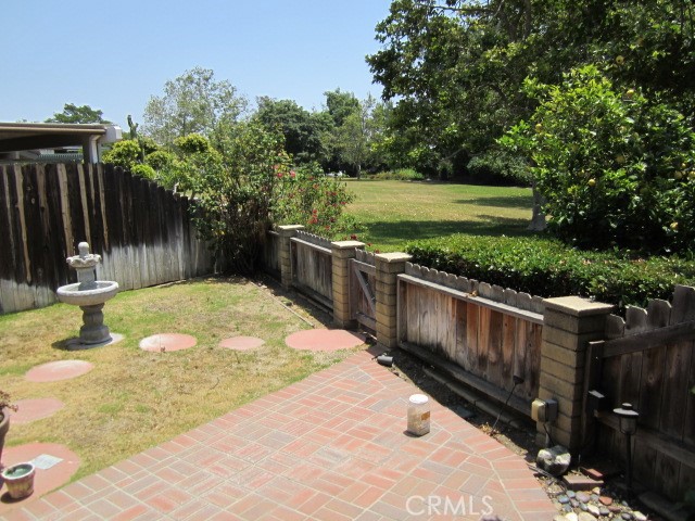 428 Champlain Drive, Claremont CA: https://media.crmls.org/medias/ca19afdf-3f6a-4014-bf19-d183b0a8fccb.jpg