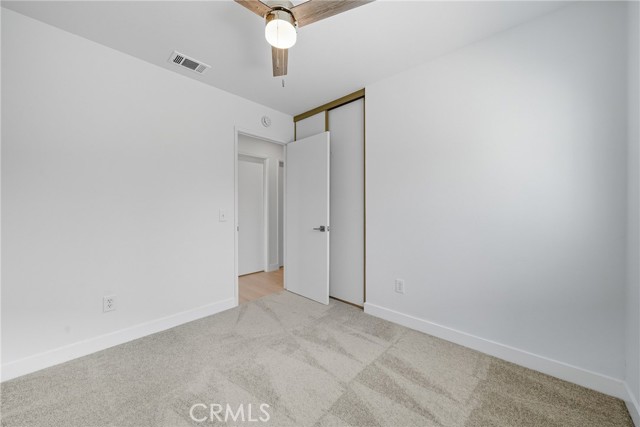 Detail Gallery Image 14 of 23 For 18061 Freshwater Cir, Huntington Beach,  CA 92648 - 3 Beds | 2 Baths