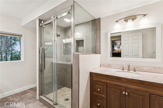 Detail Gallery Image 24 of 43 For 355 Hartman Cir, Cedarpines Park,  CA 92322 - 3 Beds | 3 Baths