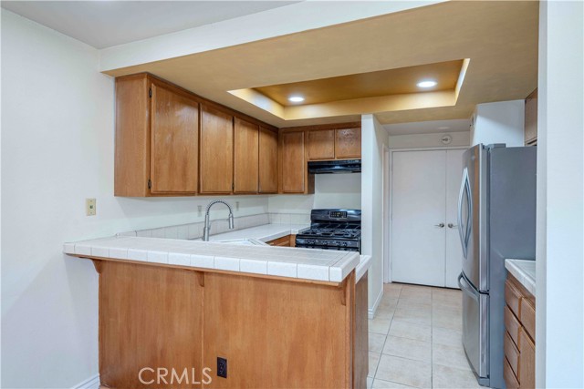 Detail Gallery Image 6 of 27 For 415 Tangelo, Irvine,  CA 92618 - 2 Beds | 2/1 Baths