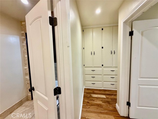 1139 East Ocean Boulevard, 108 photo 7