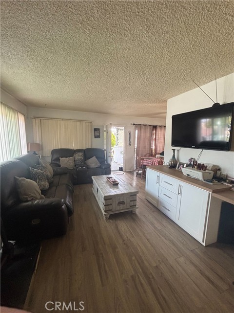 Detail Gallery Image 9 of 21 For 3420 W Danbrook Ave, Anaheim,  CA 92804 - – Beds | – Baths