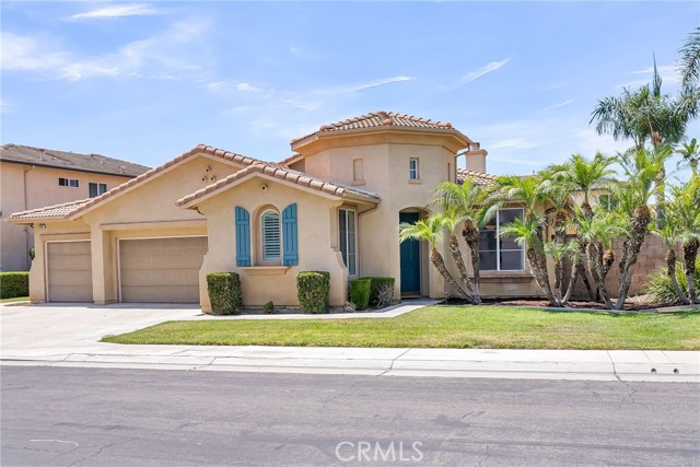 11567 Waterwell Court, Riverside CA: https://media.crmls.org/medias/ca1e6f82-a417-4d48-bf8e-08469ee67d92.jpg