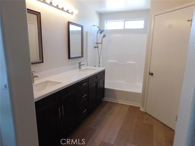 Detail Gallery Image 11 of 12 For 26800 Hanford St, Menifee,  CA 92584 - 5 Beds | 2/1 Baths