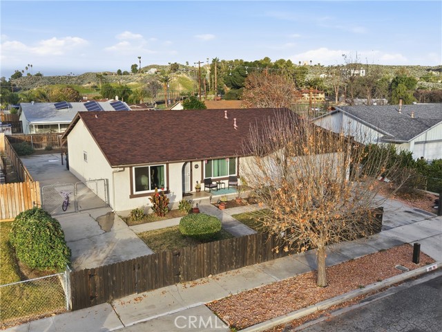 Detail Gallery Image 4 of 36 For 281 Eastwood, Hemet,  CA 92544 - 4 Beds | 2 Baths