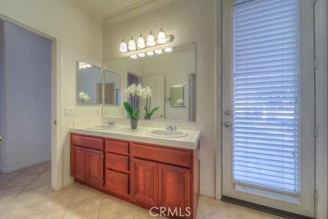 42133 Wagon Wheel Lane, Murrieta CA: https://media.crmls.org/medias/ca20d48a-f218-4af5-9cb8-bbd507da9ab6.jpg