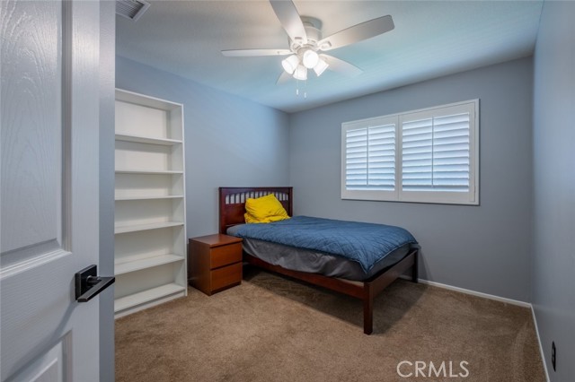 Detail Gallery Image 24 of 30 For 29231 Mammoth Ln, Canyon Country,  CA 91387 - 3 Beds | 3 Baths