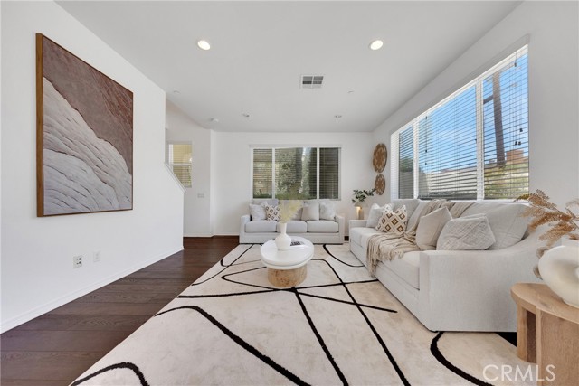 13450 Prosperity Place, Garden Grove CA: https://media.crmls.org/medias/ca235b59-d8e5-43d5-86d0-8ae557a087c1.jpg