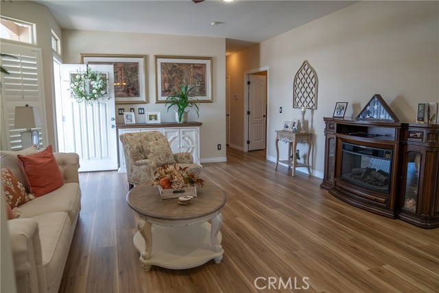 Detail Gallery Image 11 of 39 For 1400 W 13th Spc 58 St #58,  Upland,  CA 91786 - 3 Beds | 2 Baths