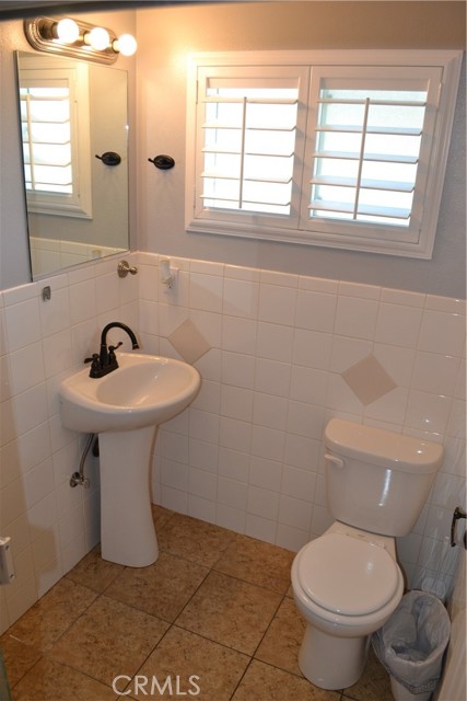 Detail Gallery Image 7 of 13 For 1884 N Quinley Ave, Atwater,  CA 95301 - 2 Beds | 2 Baths