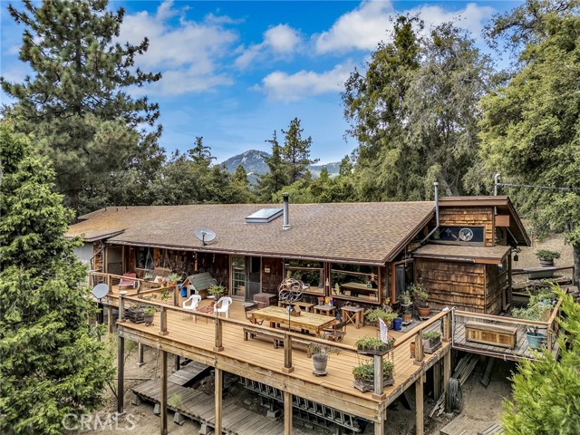 Detail Gallery Image 6 of 72 For 29901 Eagles Nest Dr, Idyllwild,  CA 92549 - 6 Beds | 5 Baths