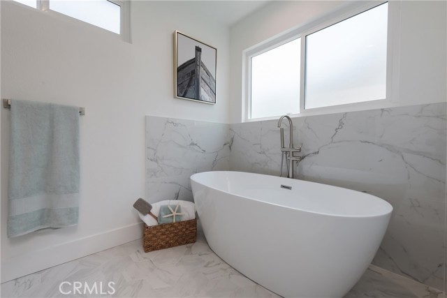 primary bath soaking tub