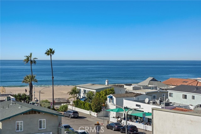 2124 Hermosa Avenue, Hermosa Beach, California 90254, 10 Bedrooms Bedrooms, ,8 BathroomsBathrooms,Residential,For Sale,Hermosa,SB25013040