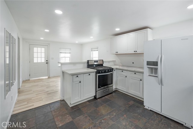 Detail Gallery Image 31 of 47 For 1251 N Commonwealth, Los Angeles,  CA 90029 - – Beds | – Baths