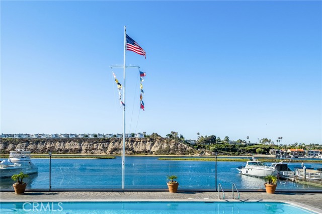 Detail Gallery Image 33 of 35 For 11 Saratoga, Newport Beach,  CA 92660 - 2 Beds | 2/1 Baths