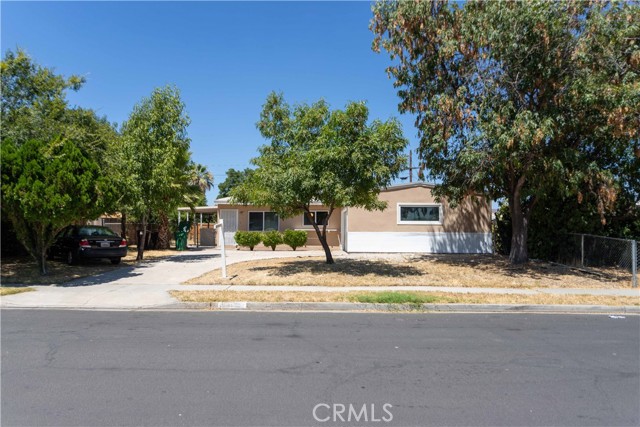 Detail Gallery Image 1 of 21 For 24872 Carolyn Ave, Moreno Valley,  CA 92553 - 3 Beds | 2 Baths