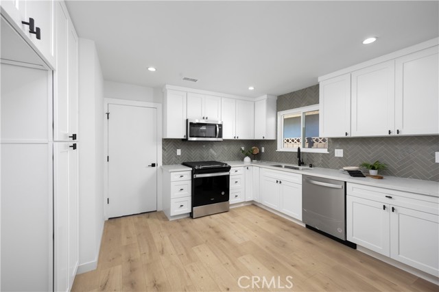 Detail Gallery Image 9 of 20 For 15618 S Stulman Ave, Gardena,  CA 90248 - 3 Beds | 2 Baths