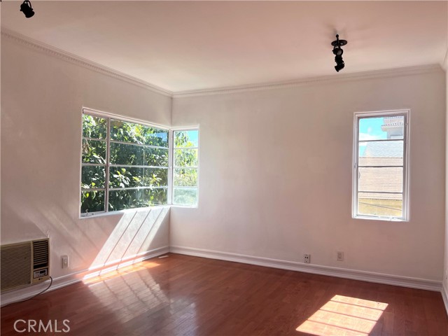 Detail Gallery Image 10 of 17 For 5253 1/2 Denny Ave, North Hollywood,  CA 91601 - 0 Beds | 1 Baths