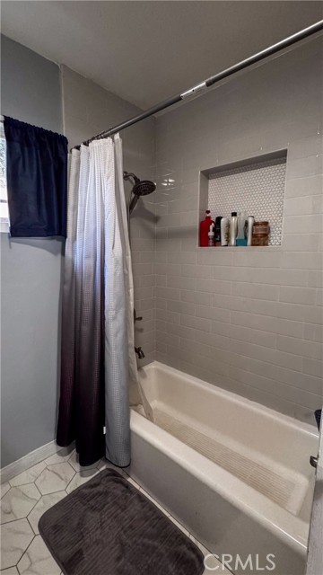 Detail Gallery Image 31 of 42 For 201 Oleander, Bakersfield,  CA 93304 - 4 Beds | 2 Baths