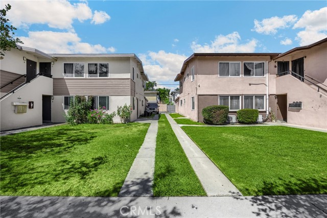 Detail Gallery Image 3 of 12 For 2522 S Rosewood Ave, Santa Ana,  CA 92707 - – Beds | – Baths