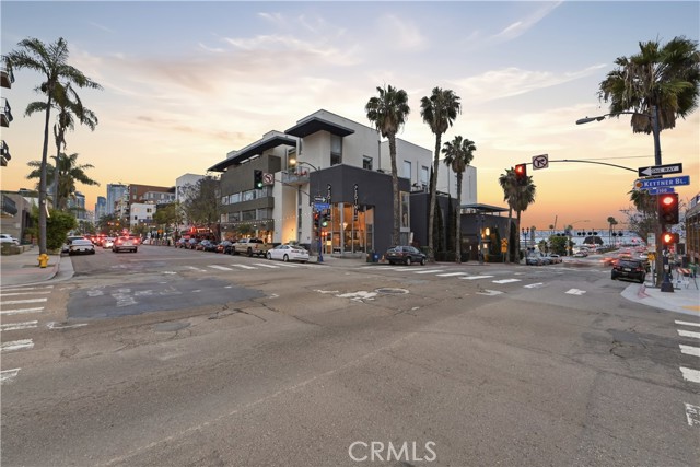 Detail Gallery Image 28 of 31 For 941 W Hawthorn #9,  San Diego,  CA 92101 - 2 Beds | 2 Baths