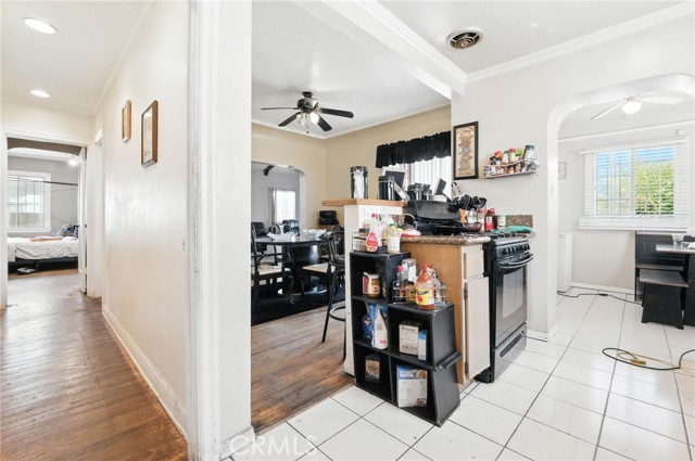 Detail Gallery Image 15 of 38 For 1912 W 76th St, Los Angeles,  CA 90047 - 3 Beds | 1/1 Baths